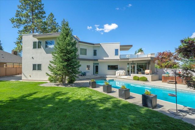 3223 S HIGH Dr, Spokane, WA 99203