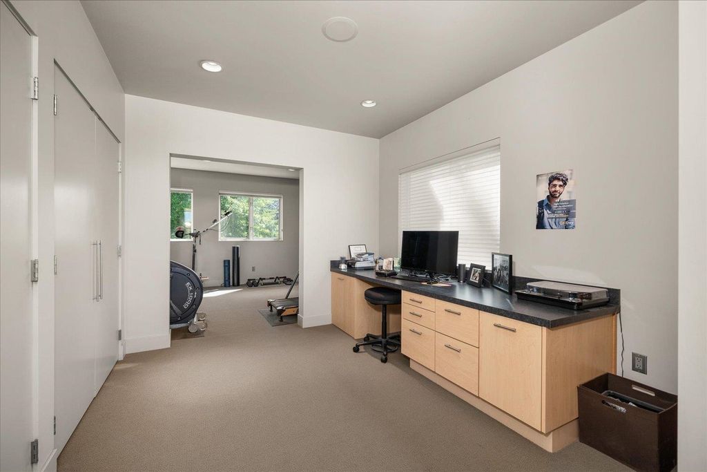 3223 S HIGH Dr, Spokane, WA 99203 photo 22