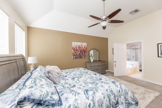 2618 Pinebend Drive, Pearland, TX 77584