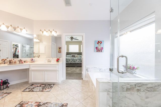 2618 Pinebend Drive, Pearland, TX 77584