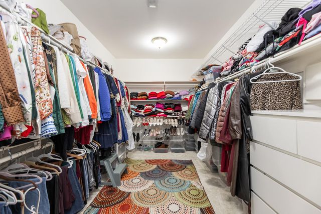 2618 Pinebend Drive, Pearland, TX 77584