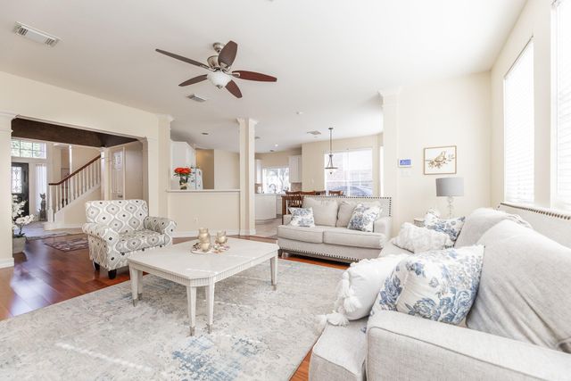 2618 Pinebend Drive, Pearland, TX 77584