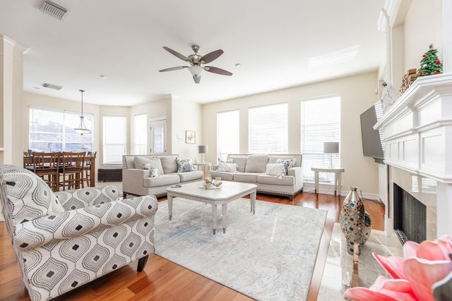 2618 Pinebend Drive, Pearland, TX 77584