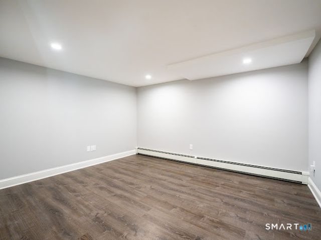 15 Ridgebrook Drive, Bridgeport, CT 06606