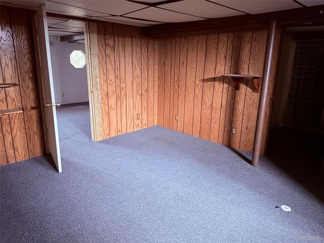 11377 Mae Avenue, Warren, MI 48089