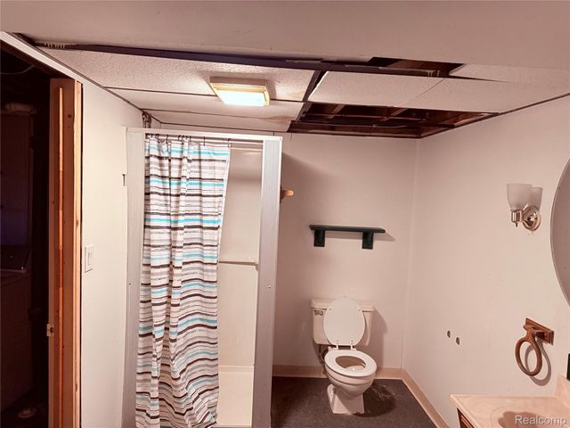 11377 Mae Avenue, Warren, MI 48089