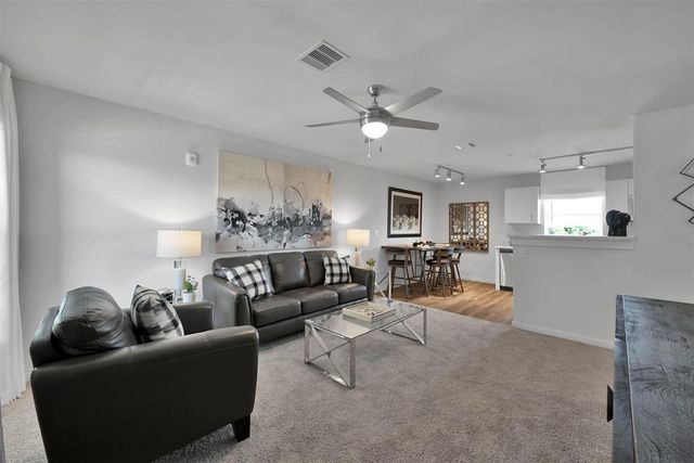 20235 Kieth Harrow Boulevard 1612, Katy, TX 77449