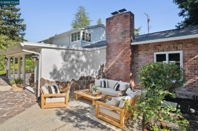 1666 CASTLE HILL ROAD, Walnut Creek, CA 94595