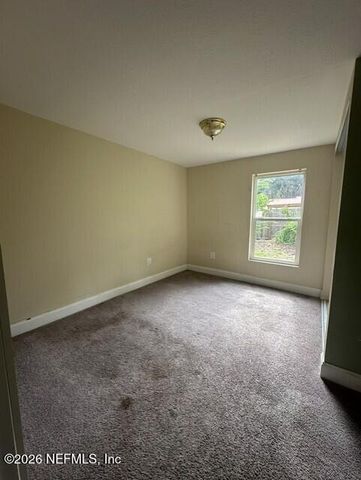 115 E HICKS Street, Palatka, FL 32177