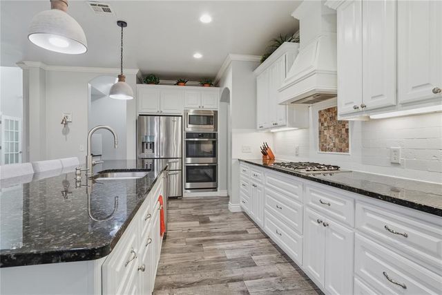 5313 NW 160th Terrace, Edmond, OK 73013