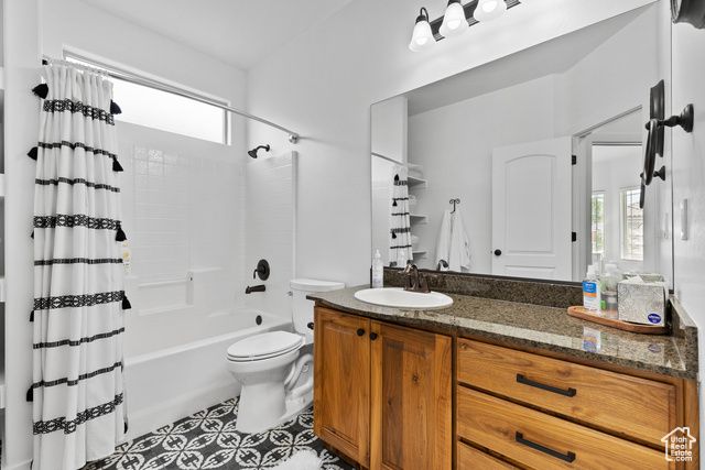 4323 W 2650 CIR, Hurricane, UT 84737