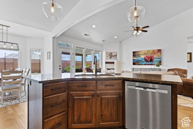 4323 W 2650 CIR, Hurricane, UT 84737