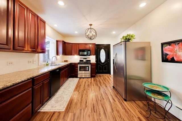 5426 N Lovejoy Avenue, Chicago, IL 60630