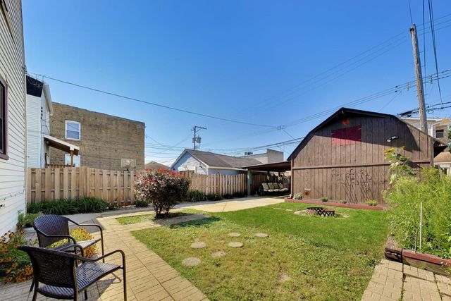 5426 N Lovejoy Avenue, Chicago, IL 60630