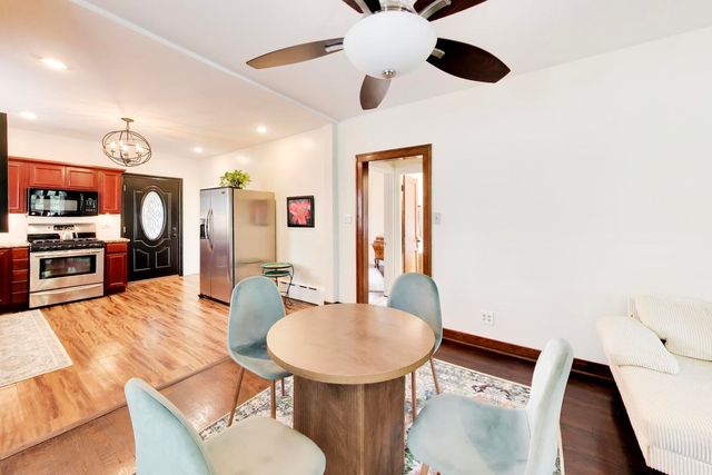 5426 N Lovejoy Avenue, Chicago, IL 60630