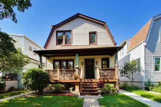 5426 N Lovejoy Avenue, Chicago, IL 60630