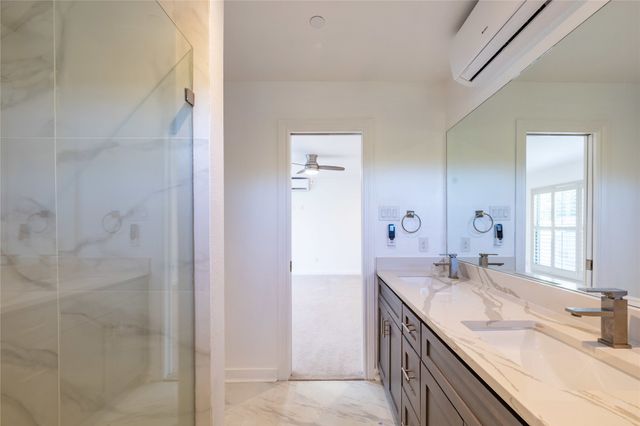 2134 Lucas Drive A, Dallas, TX 75219