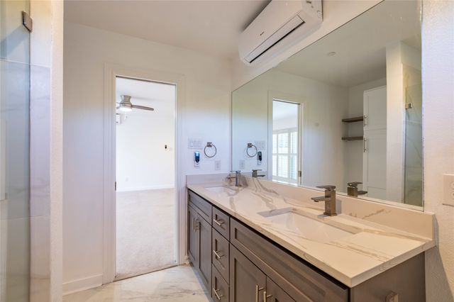 2134 Lucas Drive A, Dallas, TX 75219