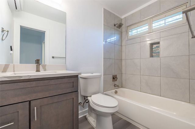 2134 Lucas Drive A, Dallas, TX 75219