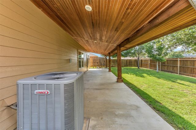 12357 Orloff Drive, Rhome, TX 76078