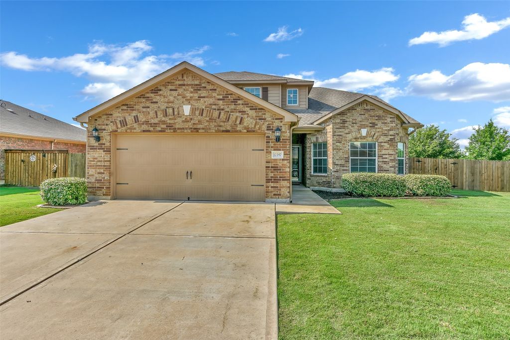 12357 Orloff Drive, Rhome, TX 76078