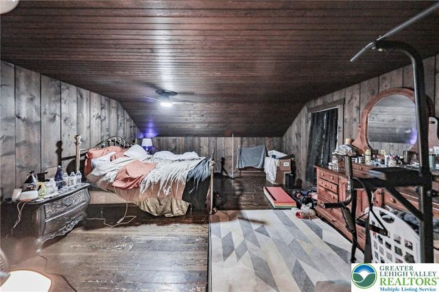 2046 Freemansburg Avenue, Wilson Boro, PA 18042