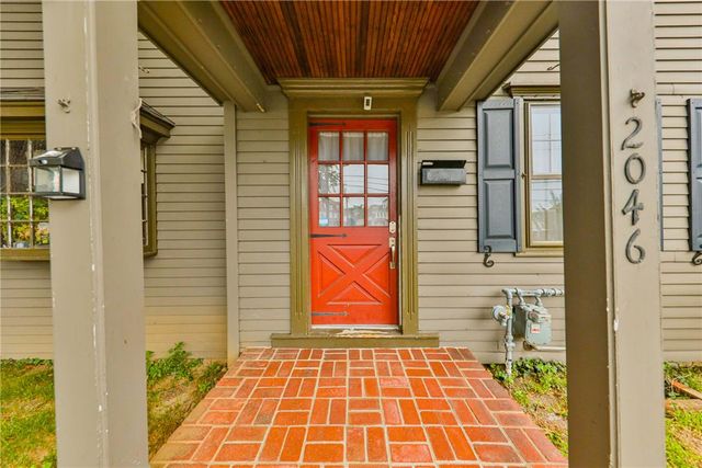 2046 Freemansburg Avenue, Wilson Boro, PA 18042