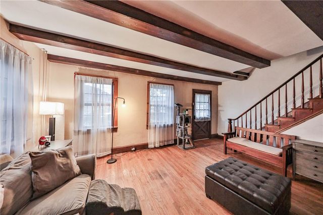 2046 Freemansburg Avenue, Wilson Boro, PA 18042