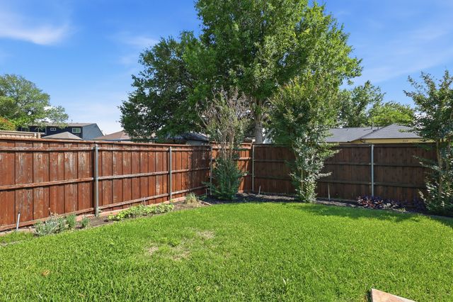 2112 Greenview Drive, Carrollton, TX 75010