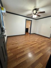 5320 Polk St Street 13, Houston, TX 77023