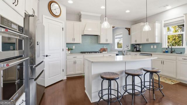 312 Brookdale Road, Woodstock, GA 30188