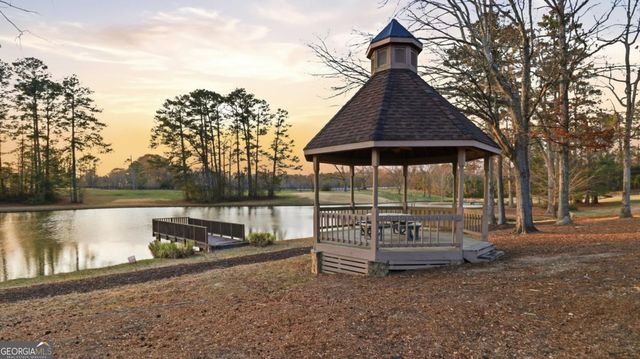 312 Brookdale Road, Woodstock, GA 30188