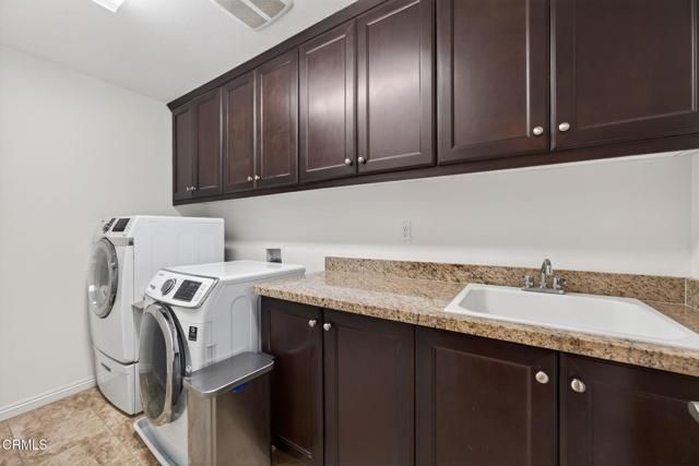 34 Secret Hollow Lane, Newbury Park (thousand Oaks), CA 91320