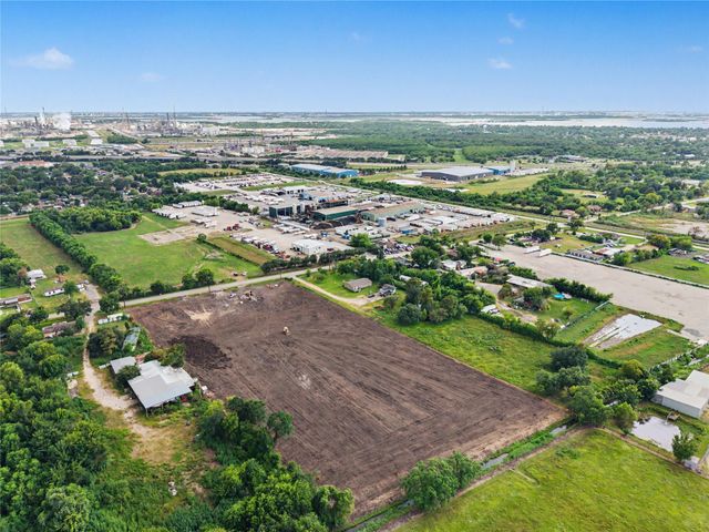 4310 Redell Road, Baytown, TX 77521