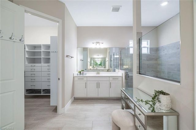 13556 Blue Bay CIR, Fort Myers, FL 33913
