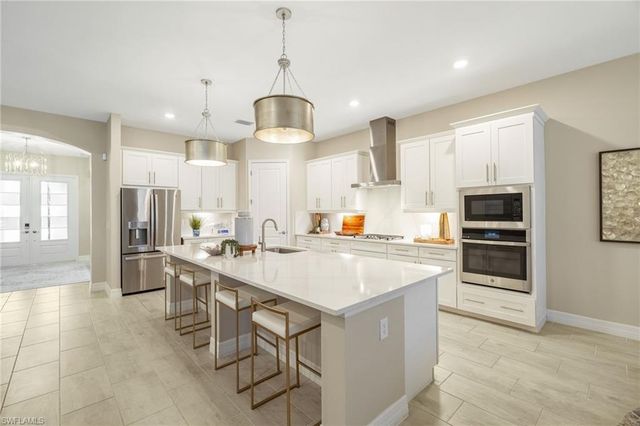 13556 Blue Bay CIR, Fort Myers, FL 33913