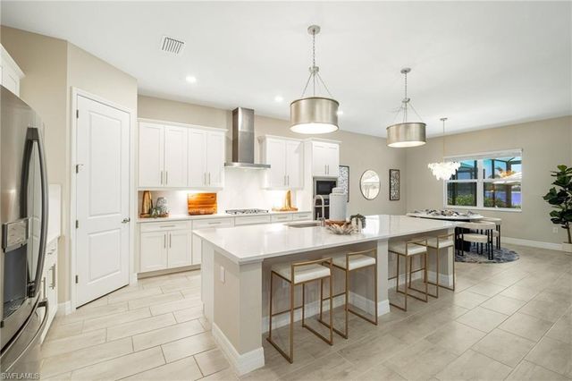 13556 Blue Bay CIR, Fort Myers, FL 33913