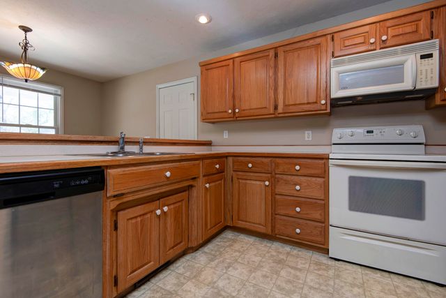 707 E Kimberly Street, Ozark, MO 65721