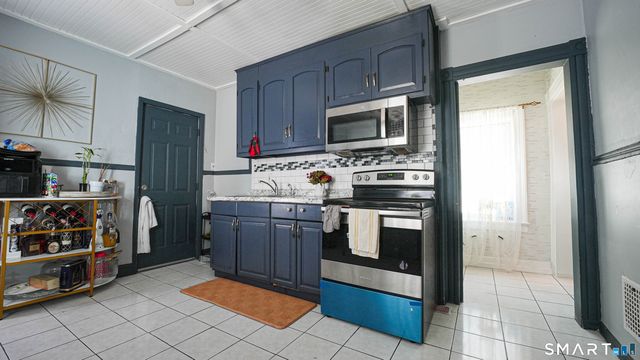 297 Laurel Avenue, Bridgeport, CT 06605