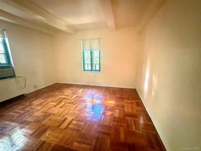 2049 McGraw Avenue 6H, Bronx, NY 10462