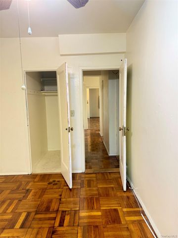 2049 McGraw Avenue 6H, Bronx, NY 10462