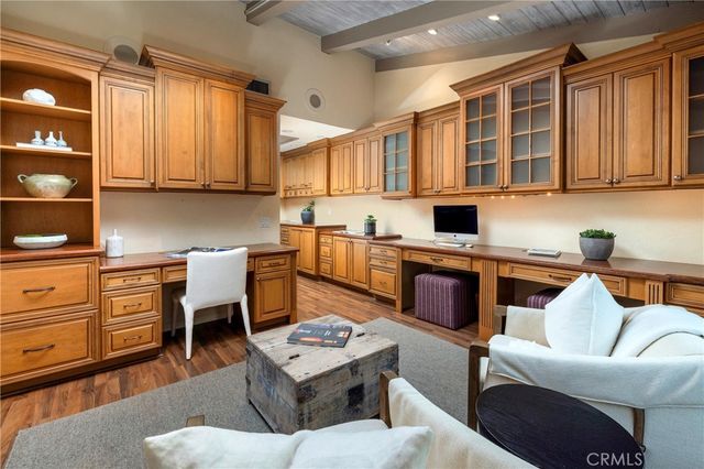 47 Linda Isle, Newport Beach, CA 92660