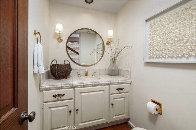 47 Linda Isle, Newport Beach, CA 92660