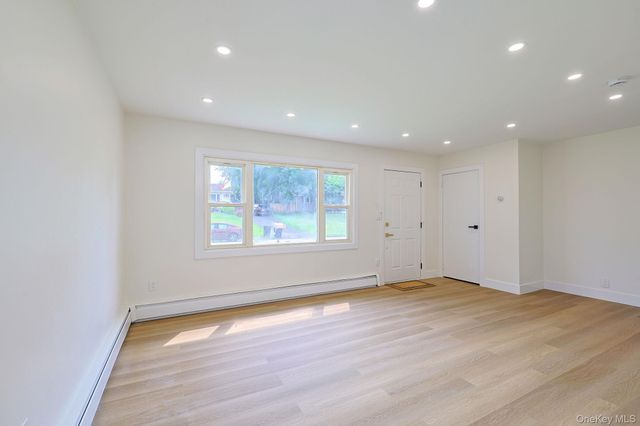 15 Fleetwood Drive, Newburgh, NY 12550