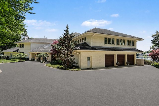 7405 Hidden Cove Place, Kalamazoo, MI 49009