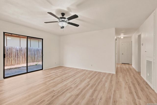 6807 CELES MEADOW DR, Converse, TX 78109