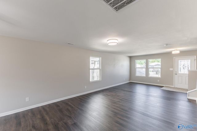 136 Farmington Drive, Harvest, AL 35749