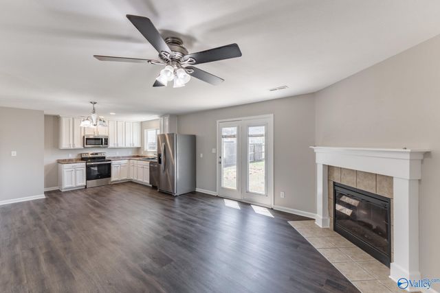136 Farmington Drive, Harvest, AL 35749