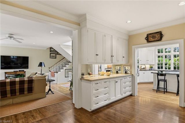 2810 Club Park Road, Winston-salem, NC 27104