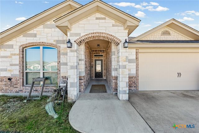 3321 James Ridge Drive, Belton, TX 76513